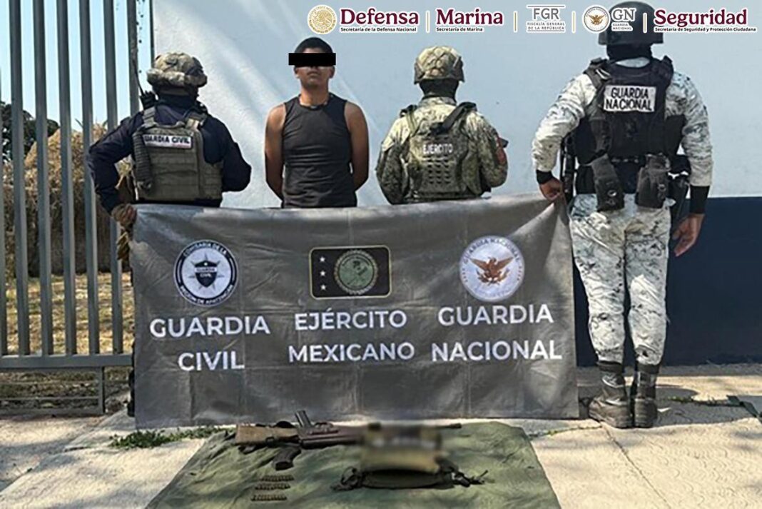 Detienen en Michoacán a cuatro sujetos vinculados a diversos delitos