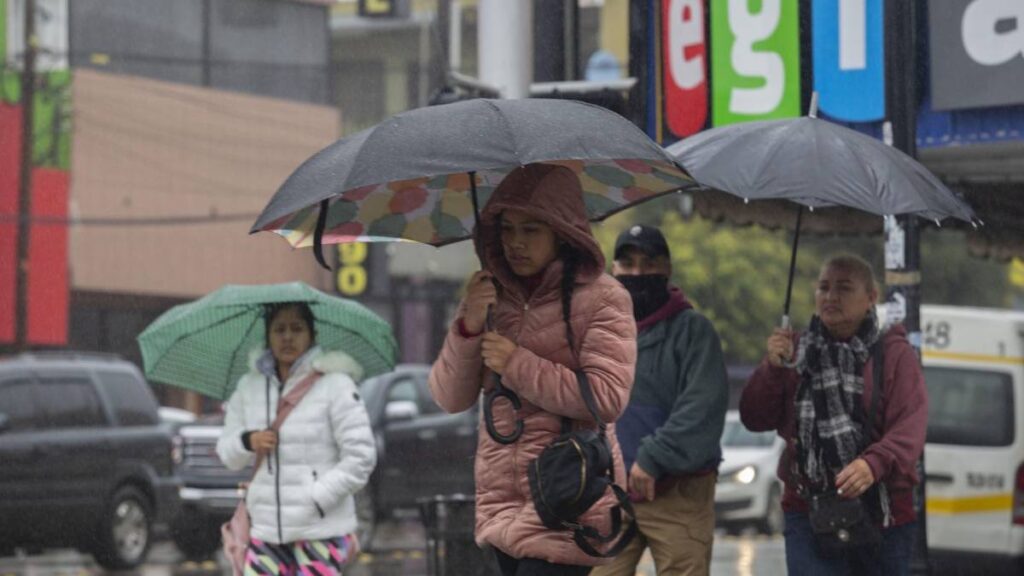 Exhortan a población de la península de Yucatán a mantener medidas de protección por frente frio
