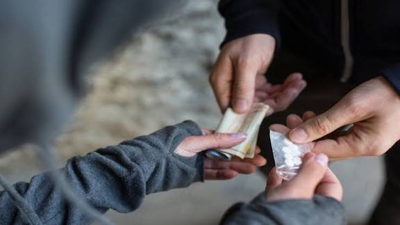 Capturan en QRoo a tres personas por narcomenudeo