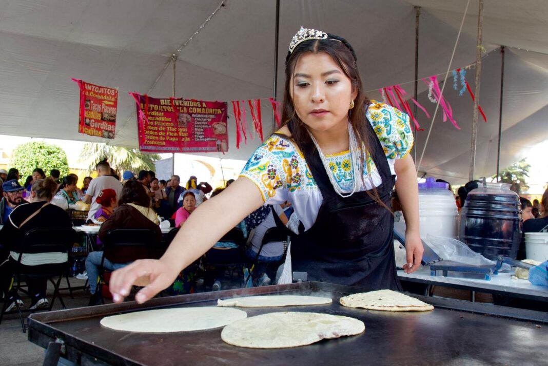 Invitan a visitar la Feria de la Gordita en Puebla