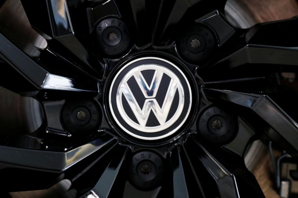 Renault, Stellantis y Volkswagen defienden un sello “hecho en la UE” sencillo y realista